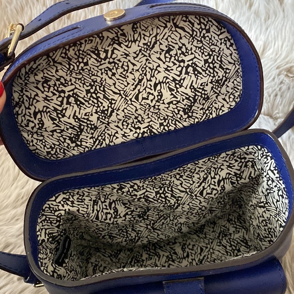 Rebecca Minkoff blue bucket bag! - Picture 3 of 4